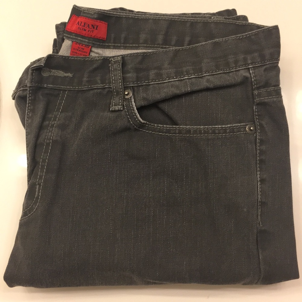 Like New Alfani Jeans
